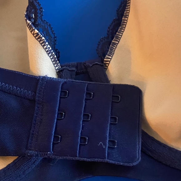 Blue Enticing Lift Full coverage Lace Bra - Picture 8 of 11